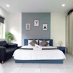 Golden Sun Hotel Apartments 2